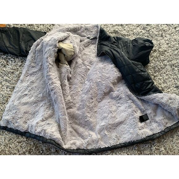 The North Face black gray Mossbud Reversible faux fur JACKET COAT sz  M - Picture 3 of 7
